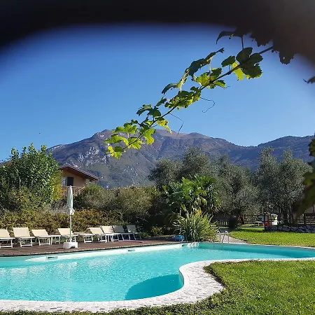 Agritur Acquastilla Giovanni Poli Фермерский дом Арко